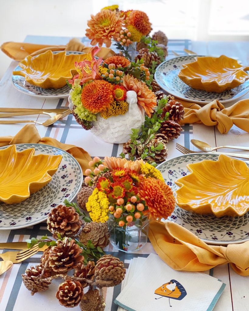 Fall Harvest Thanksgiving Tablescape. - DomestikatedLife